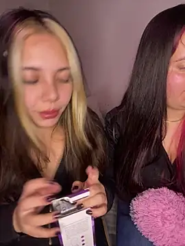 Snapshot of _ivyginger chatting on 02/18/26, 05:03 ivyginger online show from 02/18/26, 05:03