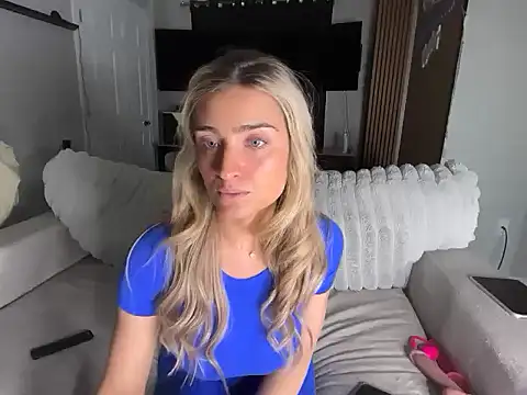 meggsworld online show from 04/12/26, 03:06