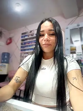 Naatalia online show from 02/02/26, 10:41