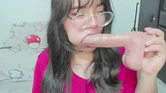 Naoko 7w7 online show from 06/16/26, 01:52