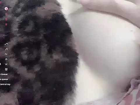 Snapshot of a-lian chatting on 03/07/25, 02:04 a-lian online show from 03/07/25, 02:04