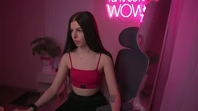 Snapshot of VictoriaPass chatting on 02/17/25, 02:37 VictoriaPass online show from 02/17/25, 02:37