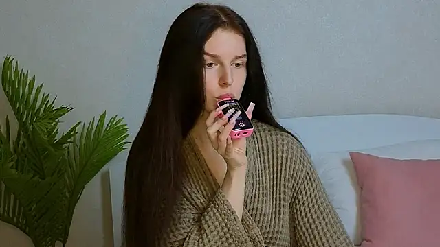 Snapshot of VictoriaPass chatting on 09/24/25, 07:39 VictoriaPass online show from 09/24/25, 07:39