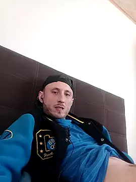 Snapshot of dmuck chatting on 02/19/25, 02:23 dmuck online show from 02/19/25, 02:23