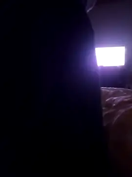 Snapshot of dmuck chatting on 02/20/25, 01:14 dmuck online show from 02/20/25, 01:14