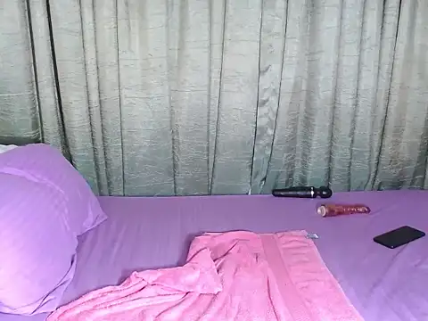 Snapshot of FunHotAssx97 chatting on 02/28/25, 12:21 FunHotAssx97 online show from 02/28/25, 12:21