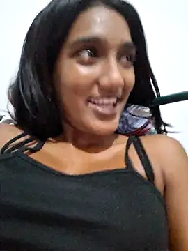 Snapshot of indianpink_lips chatting on 03/22/25, 05:52 indianpink lips online show from 03/22/25, 05:52