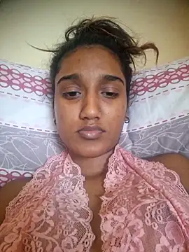 Snapshot of indianpink_lips chatting on 11/09/25, 12:36 indianpink lips online show from 11/09/25, 12:36