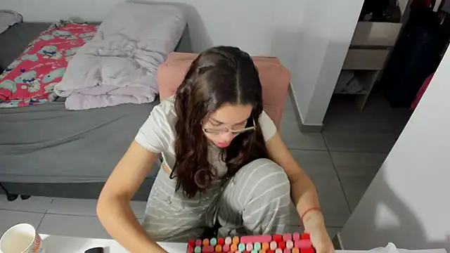 Greciaruiz  online show from 05/13/26, 11:55