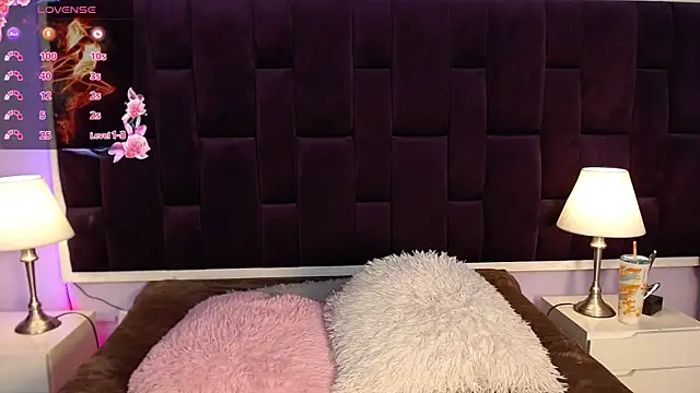 Azaahara  online show from 04/11/26, 12:42