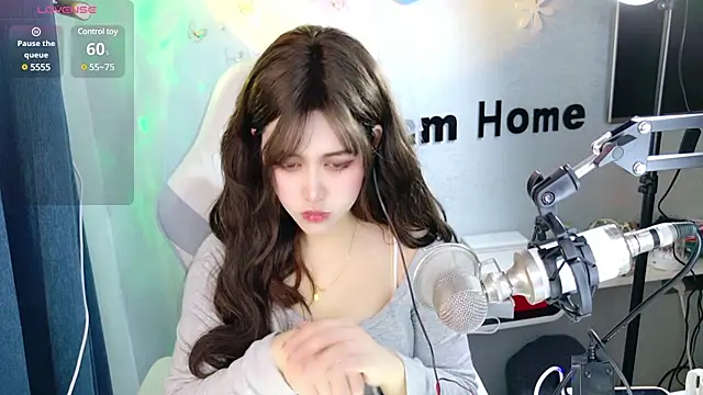 hanhan-baby online show from 02/18/25, 06:48