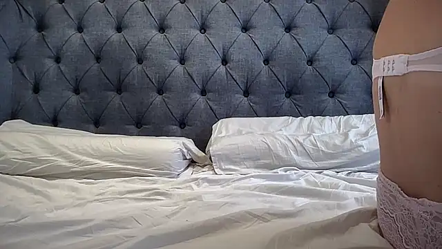 eatmypie69 online show from 10/31/25, 10:49