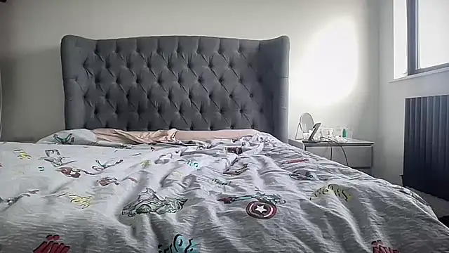 eatmypie69 online show from 11/28/25, 09:34