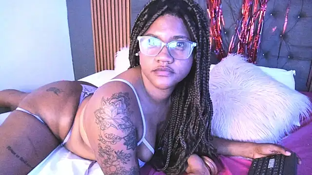 ZahraRose online show from 02/15/25, 04:01