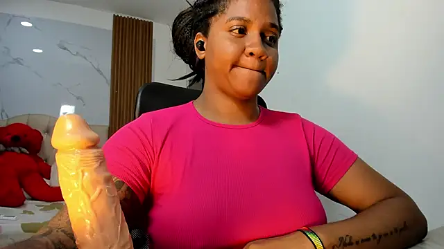 ZahraRose online show from 01/15/26, 08:12