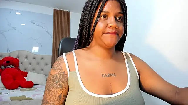 ZahraRose online show from 01/16/26, 08:13