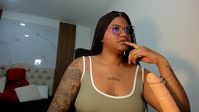 ZahraRose online show from 02/18/26, 08:27