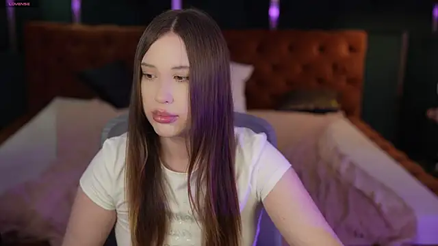 Snapshot of Euphoriia_sea chatting on 09/14/25, 06:29 Euphoriia sea online show from 09/14/25, 06:29