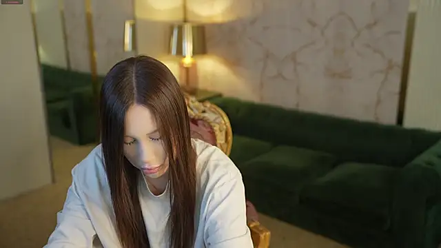 Snapshot of Euphoriia_sea chatting on 10/05/25, 02:15 Euphoriia sea online show from 10/05/25, 02:15