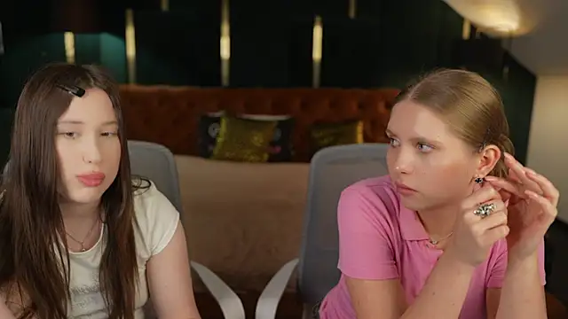 Snapshot of Euphoriia_sea chatting on 10/07/25, 06:38 Euphoriia sea online show from 10/07/25, 06:38