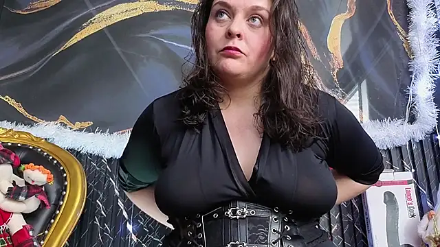 AmandaKovich online show from 12/05/25, 07:32