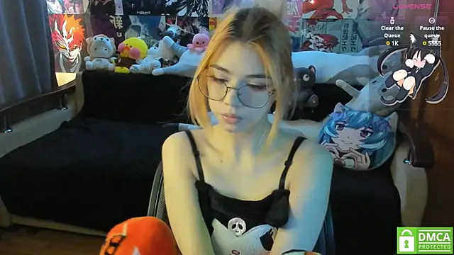 Snapshot of YumikoMori chatting on 02/21/25, 08:18 YumikoMori online show from 02/21/25, 08:18