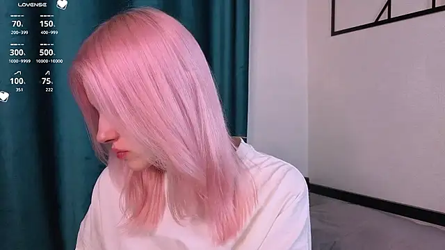 EdlaHewell online show from 01/16/26, 01:09