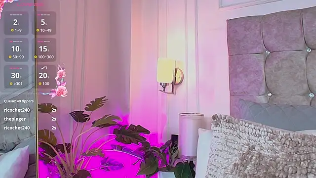 JasmineRoss 1 online show from 04/16/26, 09:39