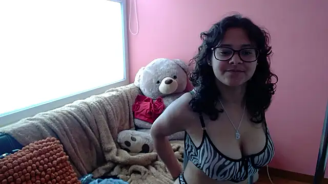 Snapshot of morahaze chatting on 12/02/24, 06:54 morahaze online show from 12/02/24, 06:54