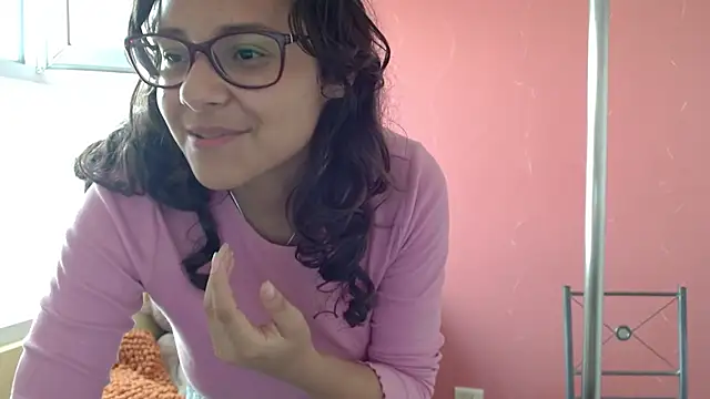 Snapshot of morahaze chatting on 01/20/25, 05:48 morahaze online show from 01/20/25, 05:48