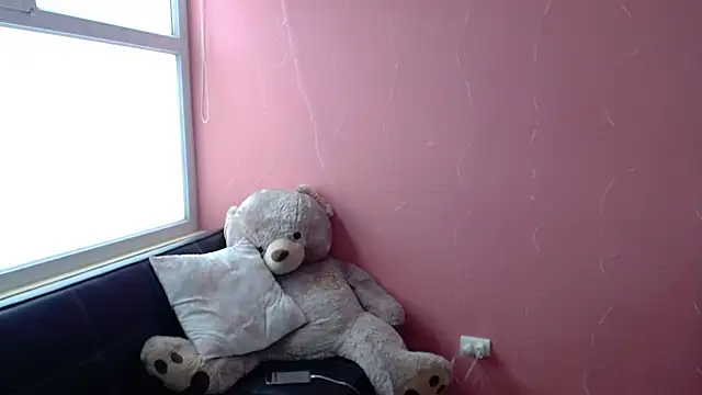 Snapshot of morahaze chatting on 03/10/25, 06:56 morahaze online show from 03/10/25, 06:56