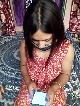 Snapshot of srijashemale chatting on 03/11/25, 07:36 srijashemale online show from 03/11/25, 07:36