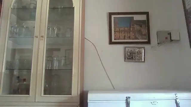 Snapshot of llopaco chatting on 09/16/25, 11:11 llopaco online show from 09/16/25, 11:11