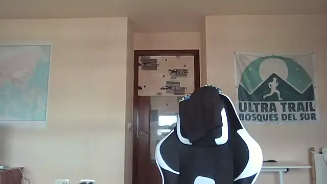 Snapshot of llopaco chatting on 01/07/26, 01:35 llopaco online show from 01/07/26, 01:35