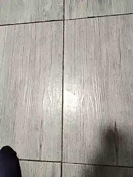 Snapshot of Loly2025 chatting on 03/05/25, 07:49 Loly2025 online show from 03/05/25, 07:49