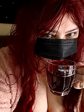 Loly2025 online show from 04/19/26, 11:29