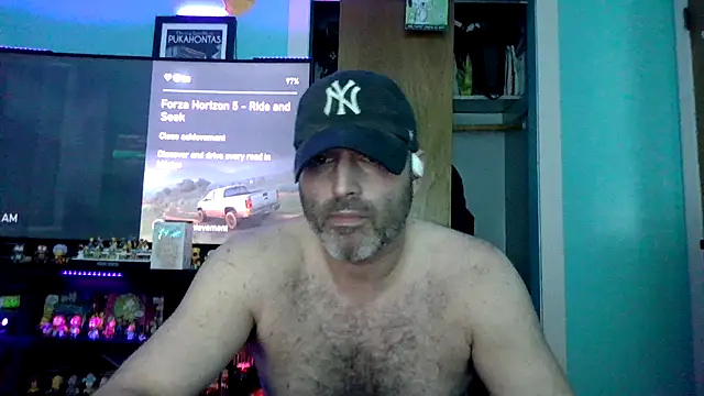 Snapshot of Novabear6996 chatting on 09/20/25, 04:13 Novabear6996 online show from 09/20/25, 04:13