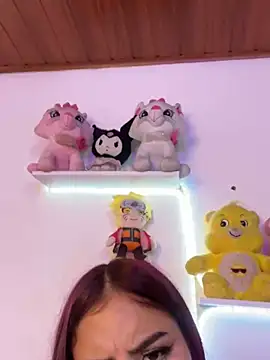 Snapshot of Bonbom_sr chatting on 03/16/25, 04:20 Bonbom sr online show from 03/16/25, 04:20