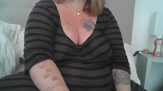 sizha6 online show from 09/23/25, 08:06