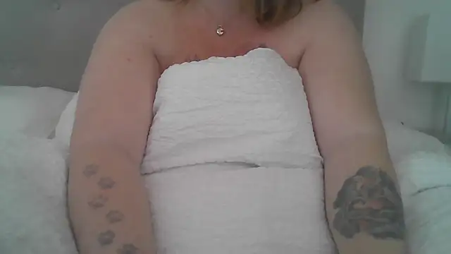 sizha6 online show from 09/24/25, 07:23