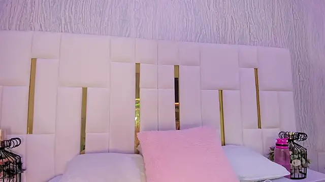 hillary uckerman  online show from 10/04/25, 11:41