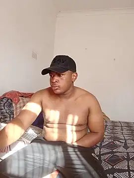bosszonke123 online show from 05/20/26, 12:33