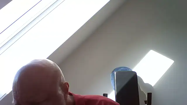 Lucifer29cm online show from 10/31/25, 11:44