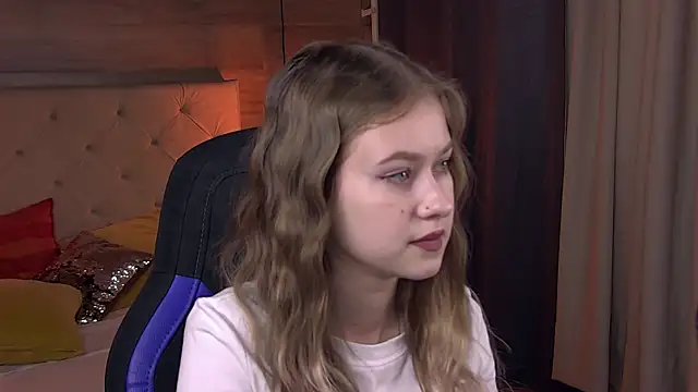 EveMundie online show from 02/21/25, 12:28