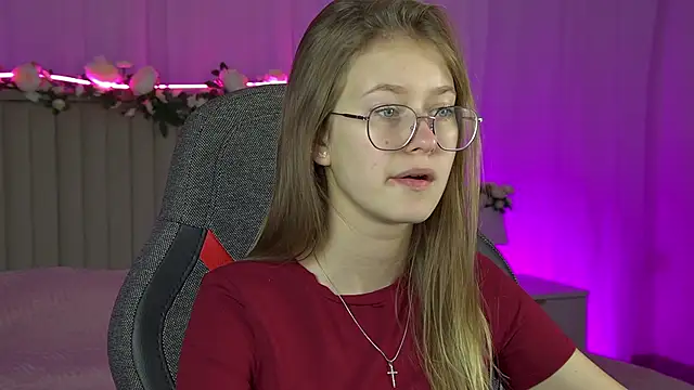 EveMundie online show from 09/15/25, 06:24