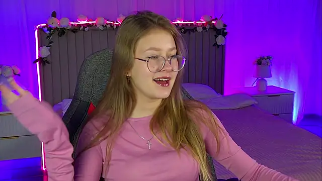 EveMundie online show from 11/08/25, 12:27