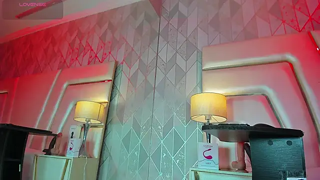 AnahisBennett online show from 02/15/26, 05:04