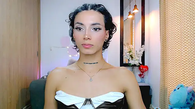 Snapshot of nilam_valker chatting on 03/06/25, 08:37 nilam valker online show from 03/06/25, 08:37