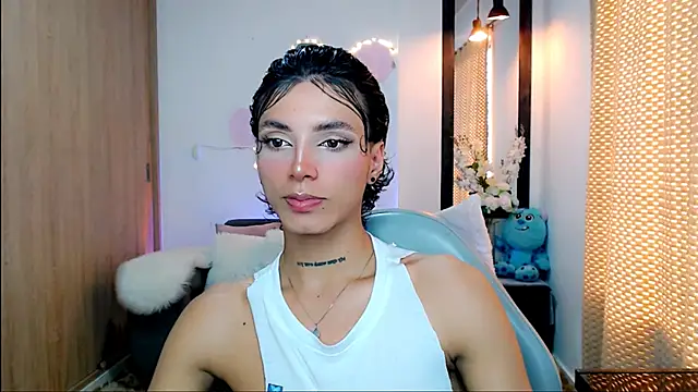 Snapshot of nilam_valker chatting on 03/22/25, 07:42 nilam valker online show from 03/22/25, 07:42