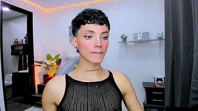 Snapshot of nilam_valker chatting on 09/20/25, 12:55 nilam valker online show from 09/20/25, 12:55